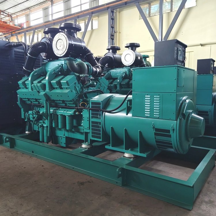 優(yōu)質二手800kw康明斯柴油發(fā)電機 保修一年，包安裝調試